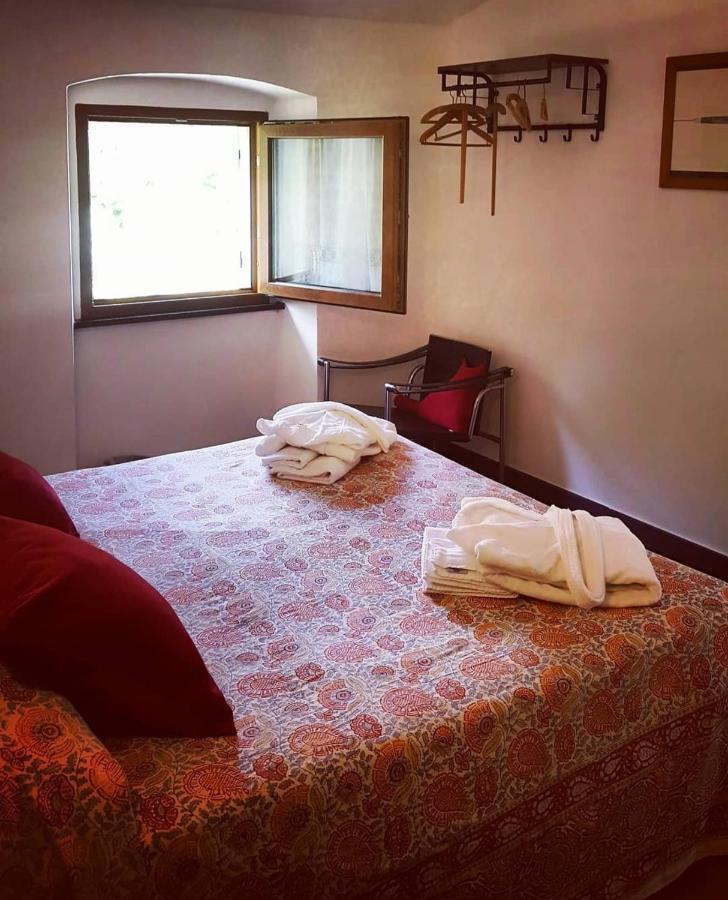 B&B Tre Ponti Castiglione Chiavarese Kültér fotó